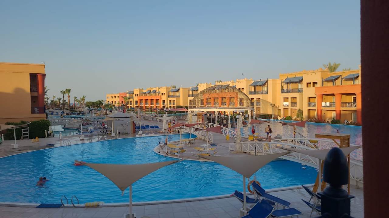 Pool Hotel Titanic Palace