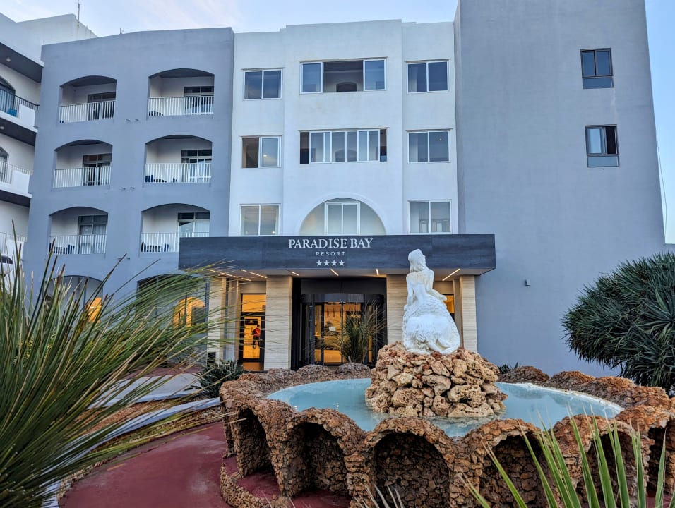 Außenansicht Paradise Bay Resort Hotel