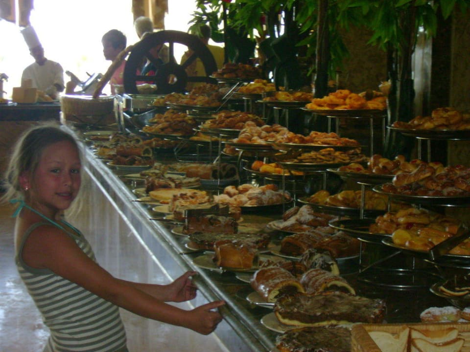 Завтрак Riviera Aqua Park Resort