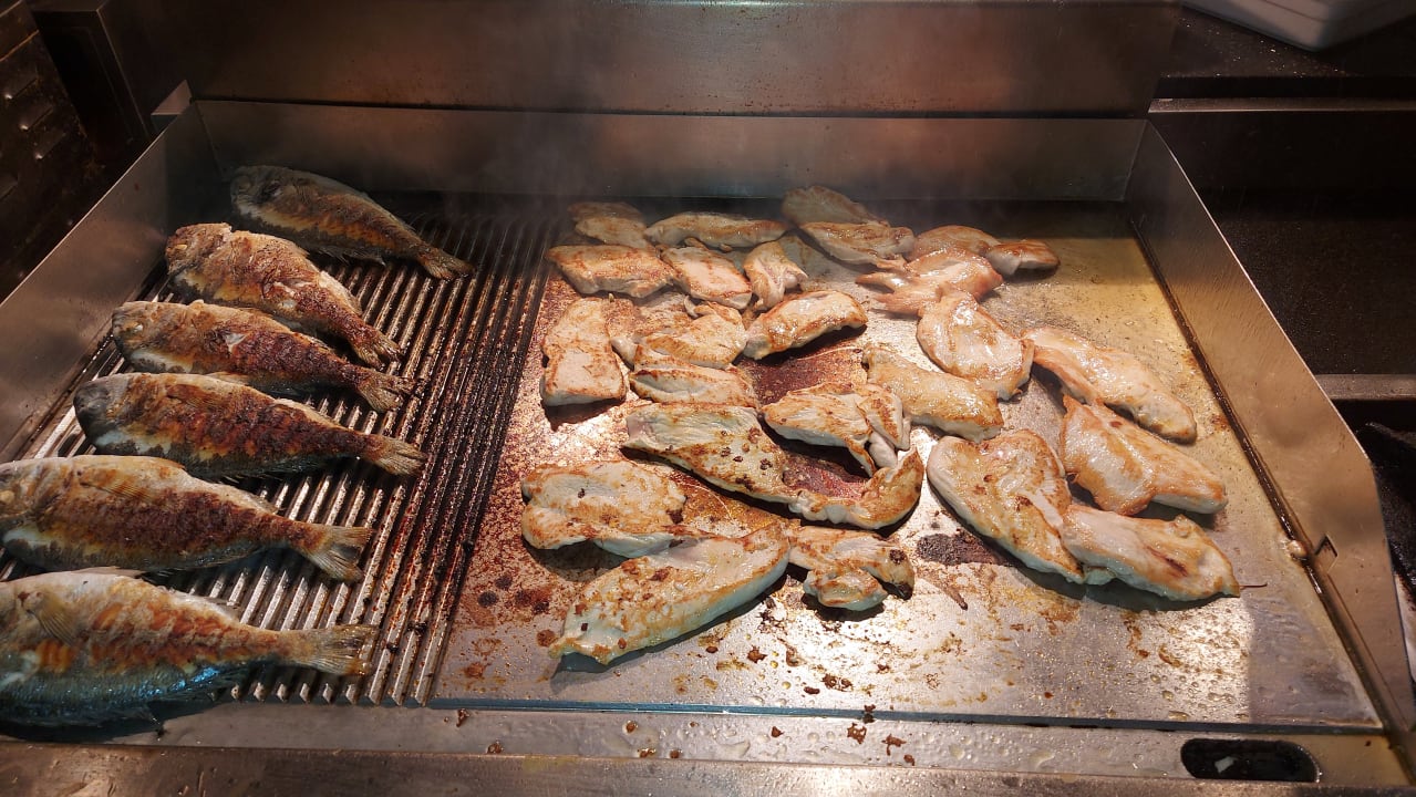 Gastro Hotel Royal Nozha