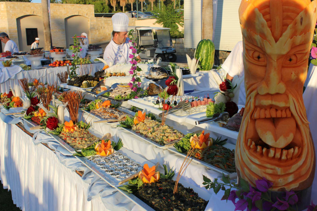 Liebe zum Detail am Büffet Melas Resort Hotel