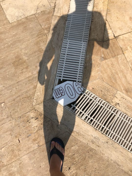 Pool VONRESORT Golden Coast