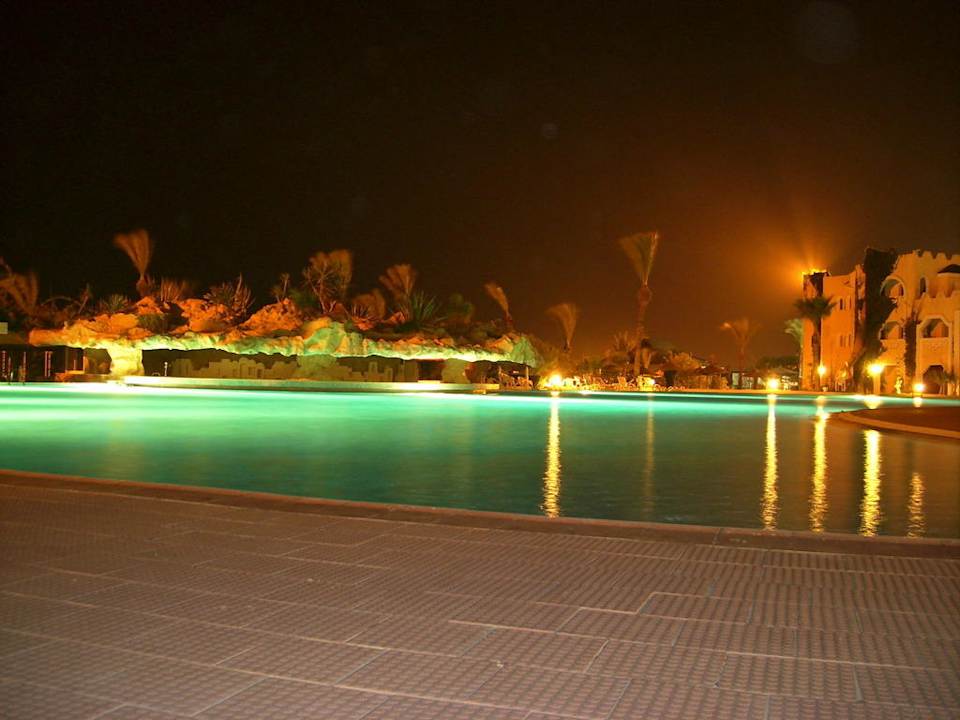 Pool am Abend Mahdia Beach & Aquapark