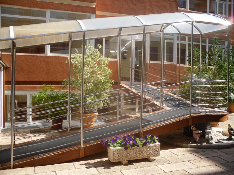 Aufgang zum Nebengebäude Hotel Aparthotel Paguera Beach