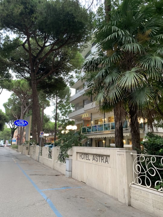 Außenansicht Hotel Astra