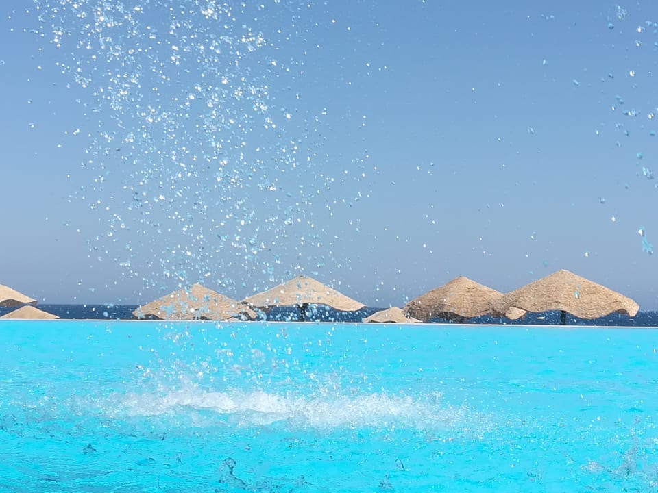 Pool Radisson Blu Resort, El Quseir