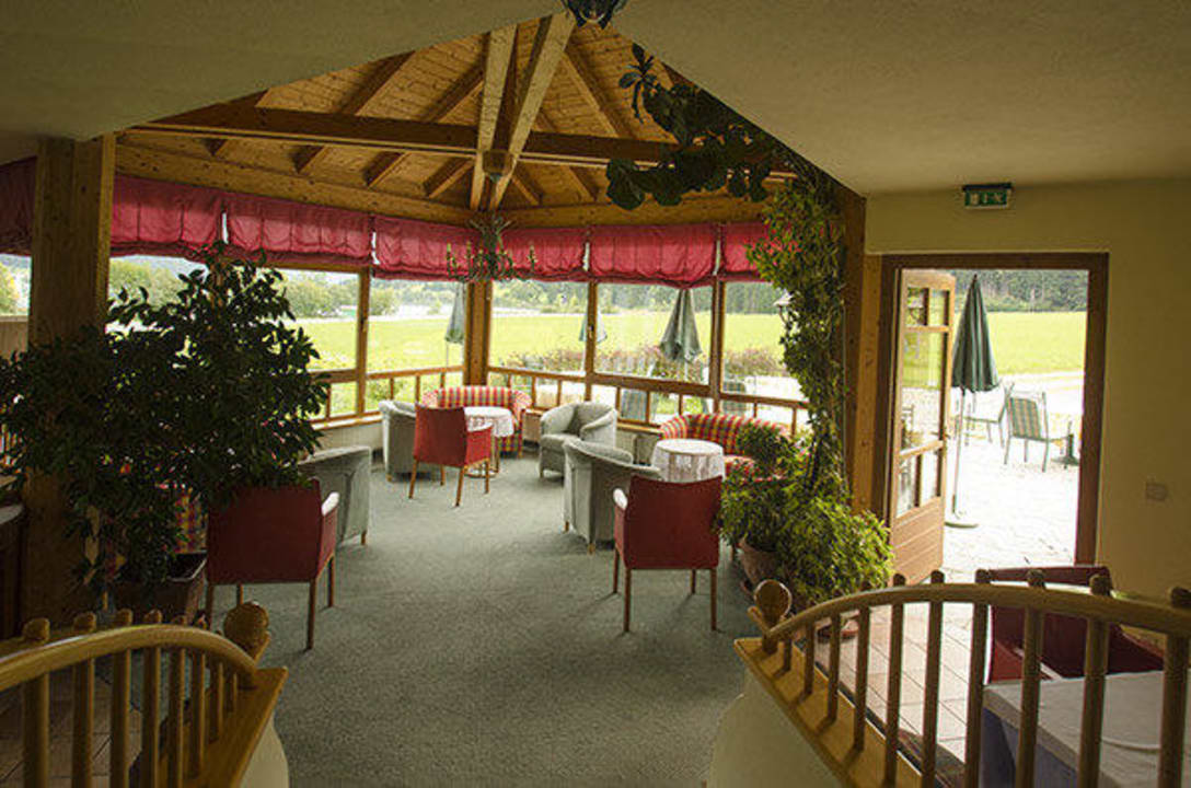 Leseraum Hotel Das Leonhard - Naturparkhotel am Weissensee