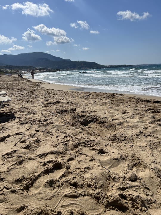 Strand Alexander Beach Hotel & Village Resort