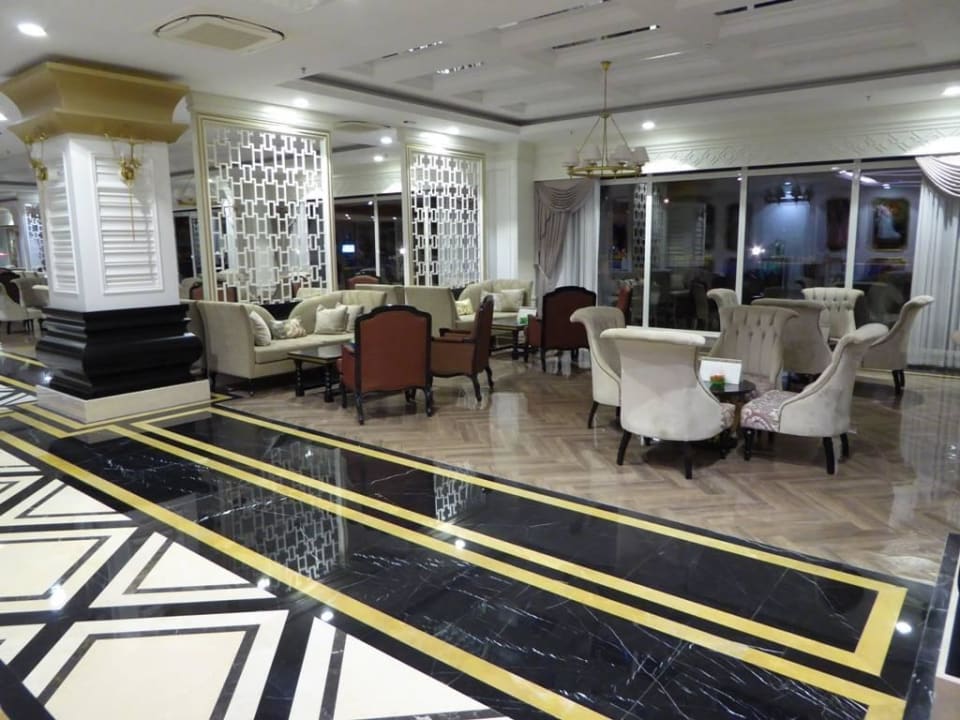 Schöne Sitzgelegenheit Mary Hotel Side