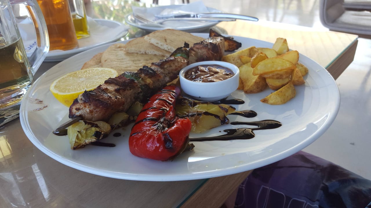 Mittagsessen Harmony Boutique Resort