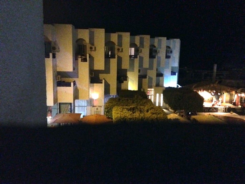 Außenansicht Hotel Les Pyramides