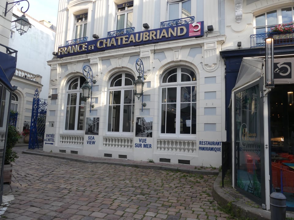 Außenansicht Hotel De France Et Chateaubriand
