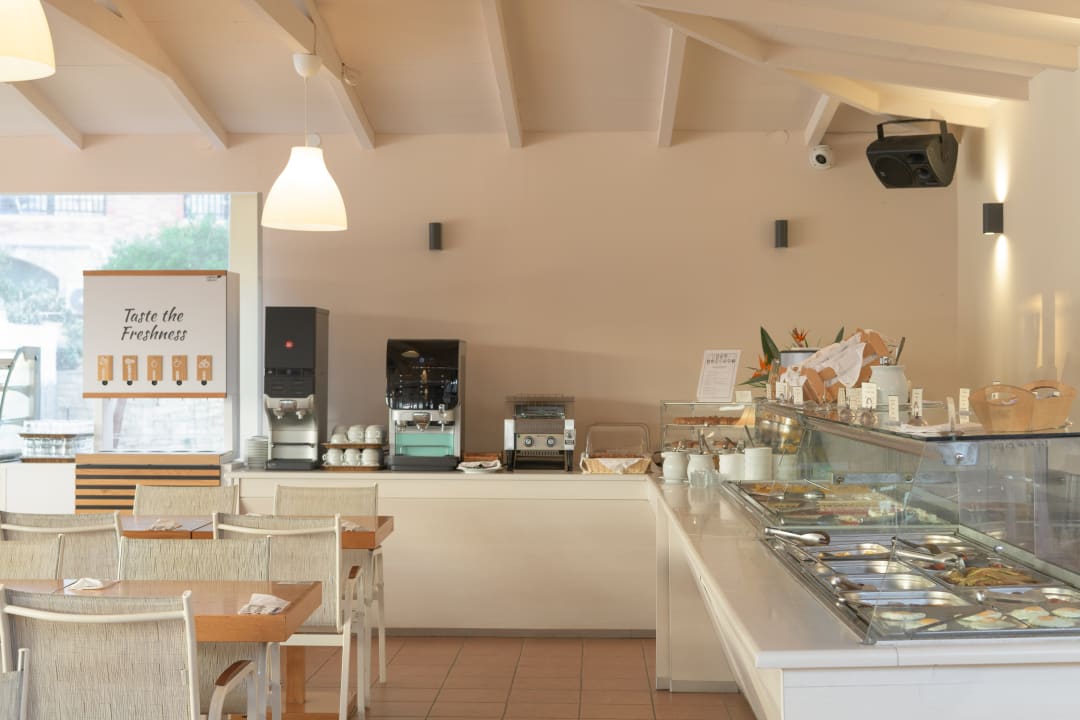 Gastro Asterias Village Resort