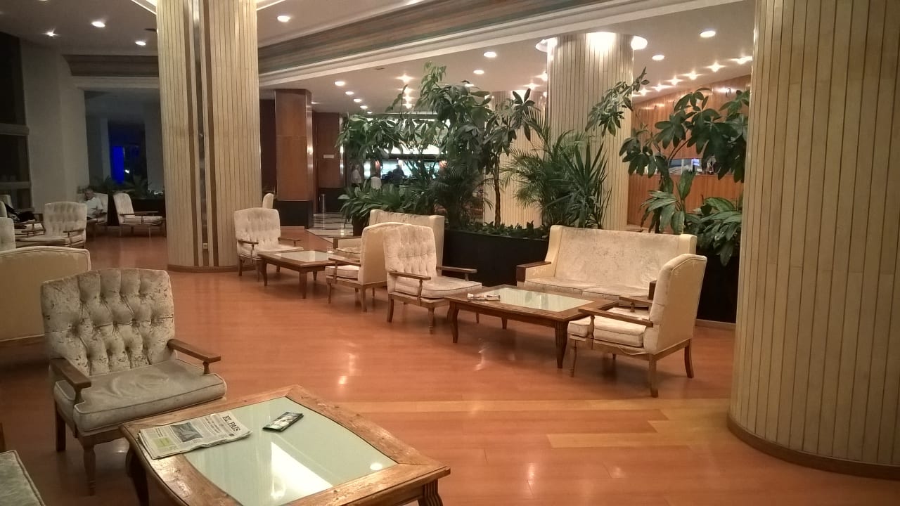 Lobby Iberostar Waves Bouganville Playa