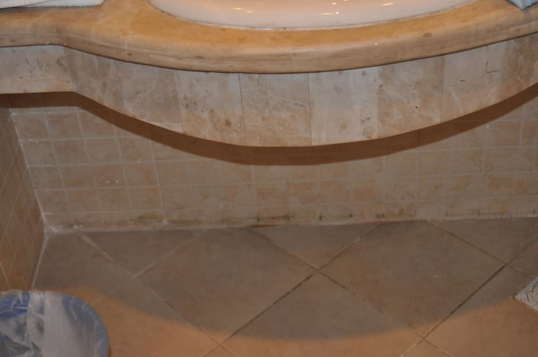 Badezimmer mit Schimmel Seagull Beach Resort