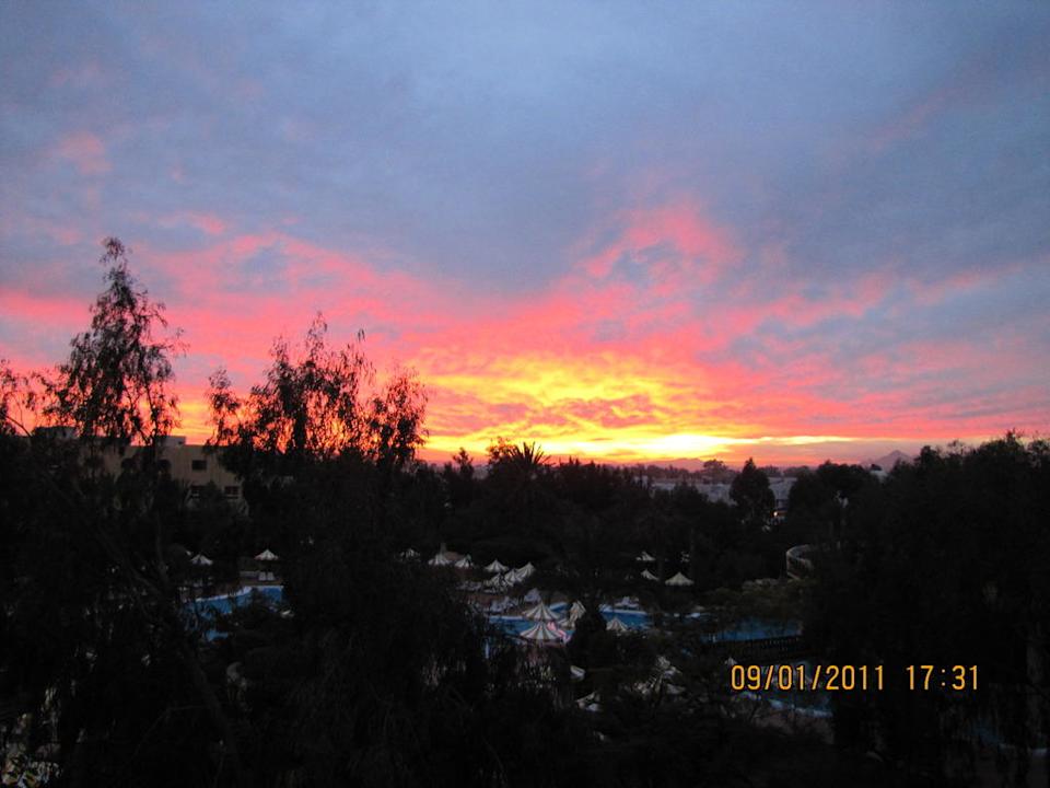 Schöner Sonnenuntergang Hotel Chich Khan