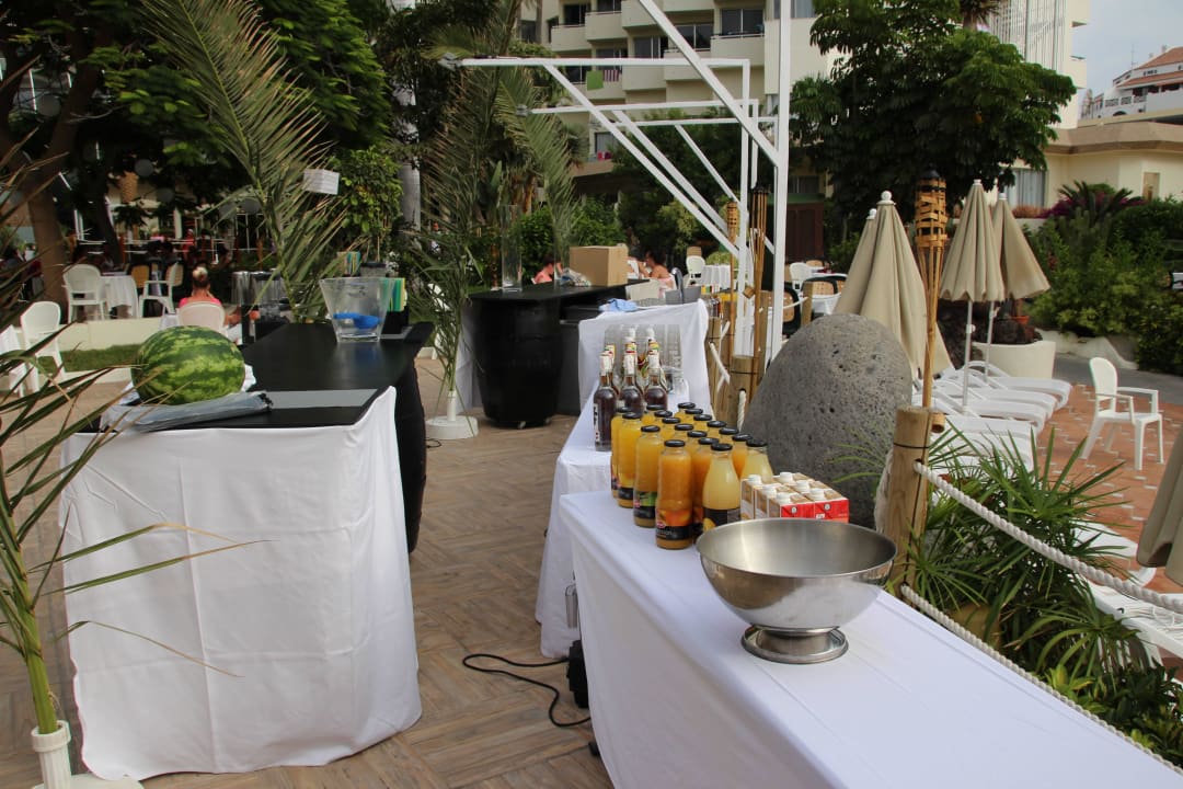 Hôtel H10 Las Palmeras - Le Bar de Piscine 2015 H10 Las Palmeras