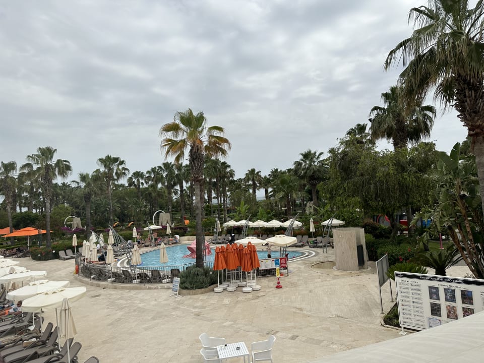 Pool VONRESORT Golden Coast