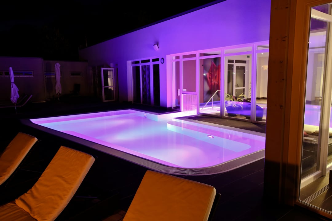 Pool Hotel Holzapfel