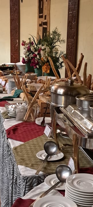 Gastro Hotel Amboseli Sopa Lodge