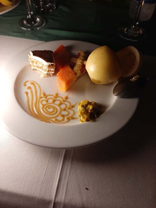 Gastro Sultan Sands Island Resort & Spa