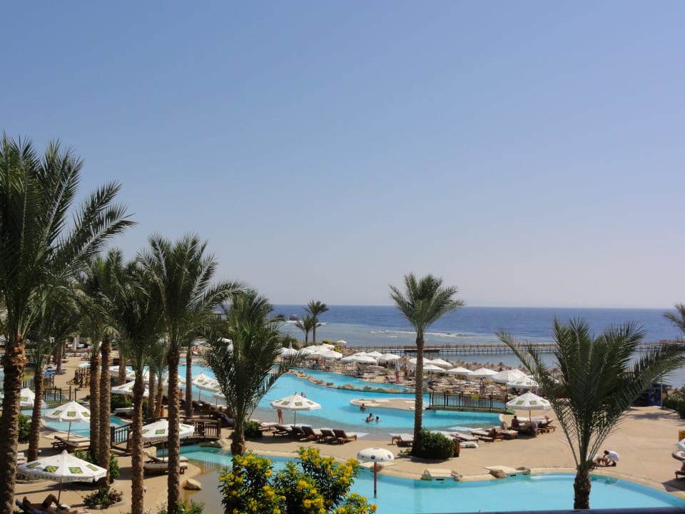 Baseny i może  Rehana Royal Beach Resort Aqua Park & Spa