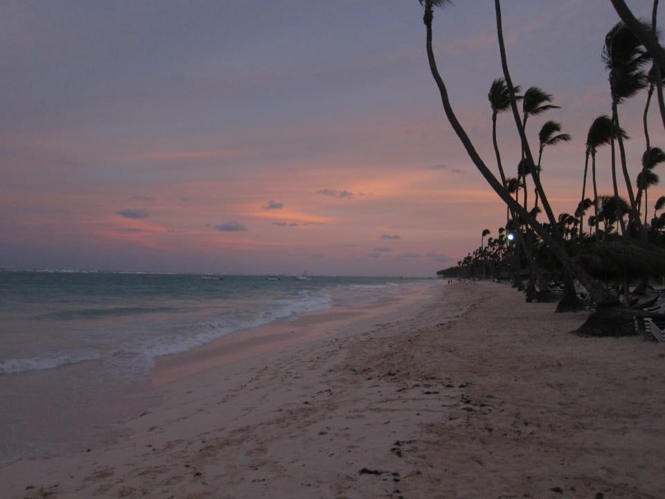 Strand bei Sonnenuntergang Grand Palladium Select Bávaro Resort & Spa