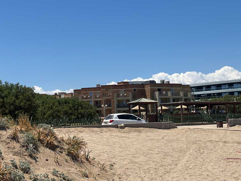 Außenansicht Bella Beach Hotel