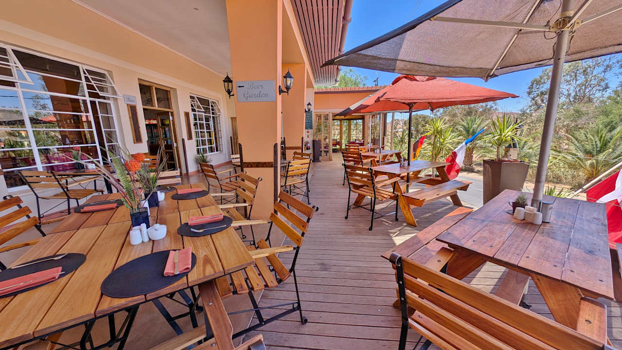 Gastro Bahnhof Hotel Aus