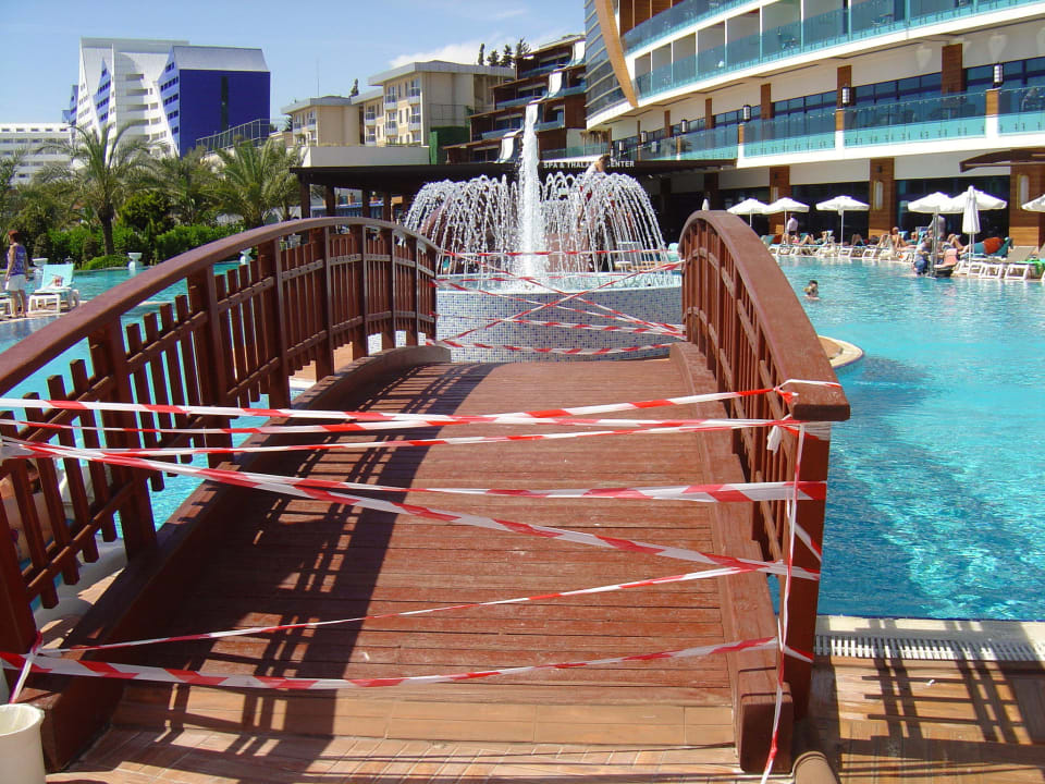 Gesperrt wegen Bauarbeiten Granada Luxury Okurcalar