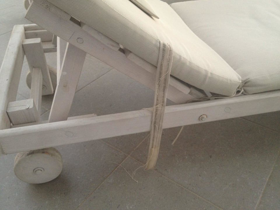 "5*****" Pool-Liege (total kaputt!) Diamond Deluxe Hotel & SPA