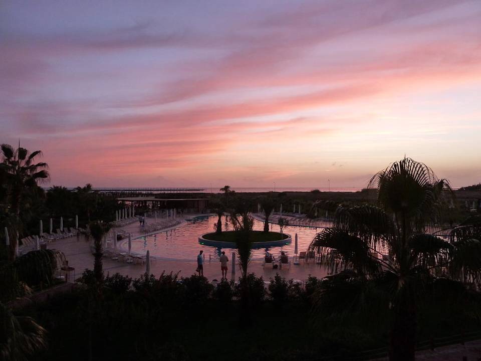 Sonnenuntergang Seaden Sea World Resort & Spa