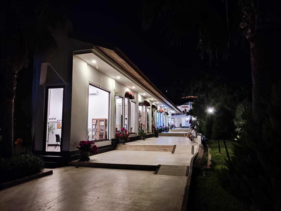 Sonstiges Adora Hotel & Resort