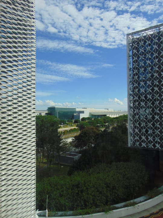 Ausblick Hotel Crowne Plaza Changi Airport