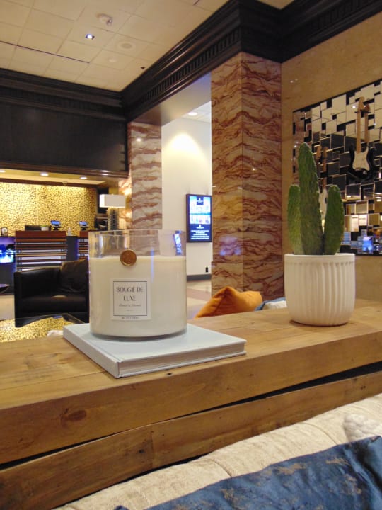 Lobby Renaissance Austin Hotel