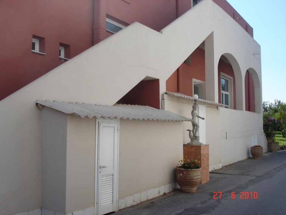 Budynek hotelowy Sandy Beach Resort