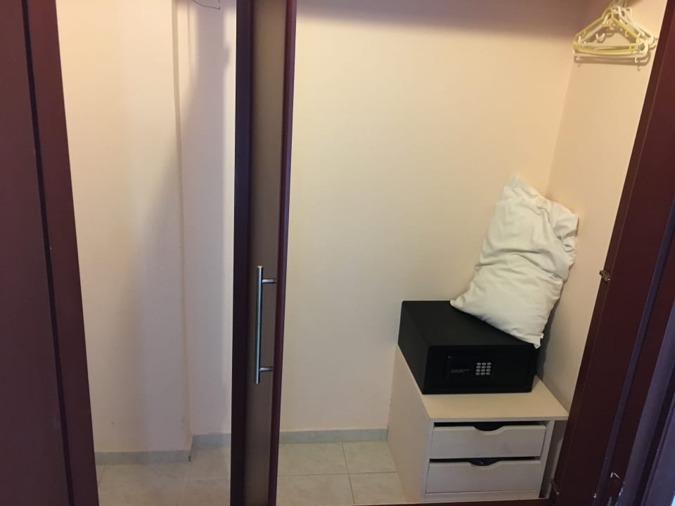 Zimmer Apollon Hotel