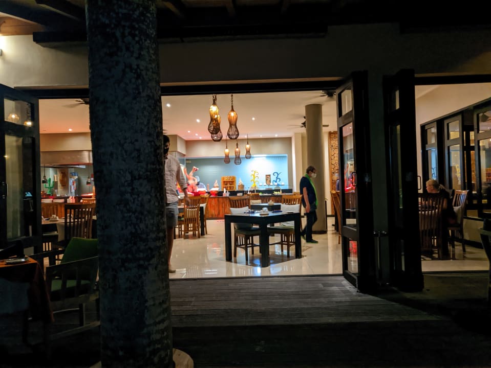 Gastro DoubleTree by Hilton Seychelles - Allamanda Resort and Spa
