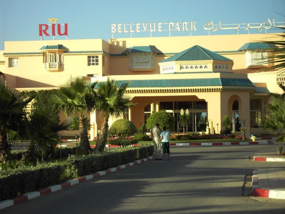 Einfahrt zum RIU Bellevue Sentido Bellevue Park