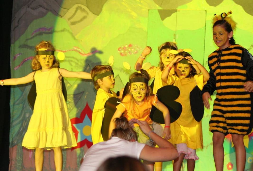 Kindershow am Abend Hotel Riu Chiclana