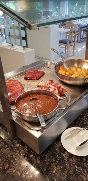 Gastro Universal Hotel Castell Royal