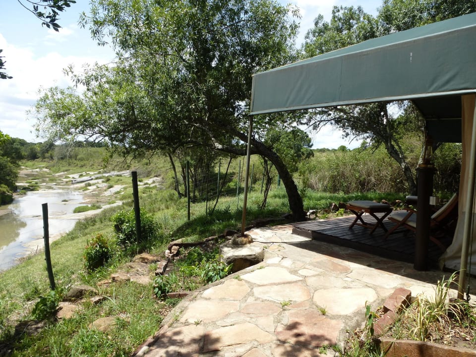 Zelt direkt am Talek River Tented Camp Mara - Intrepids