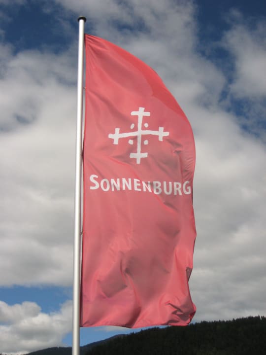 Das "Banner der Sonnenburg" Hotel Schloss Sonnenburg
