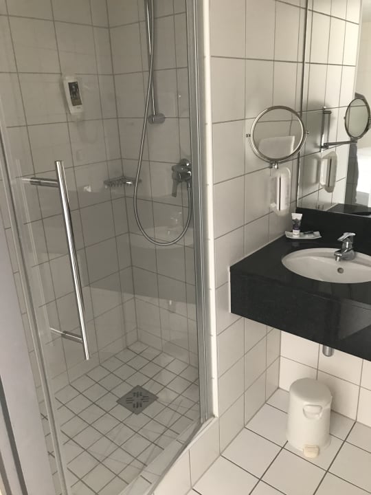 Zimmer Mercure Neu-Isenburg