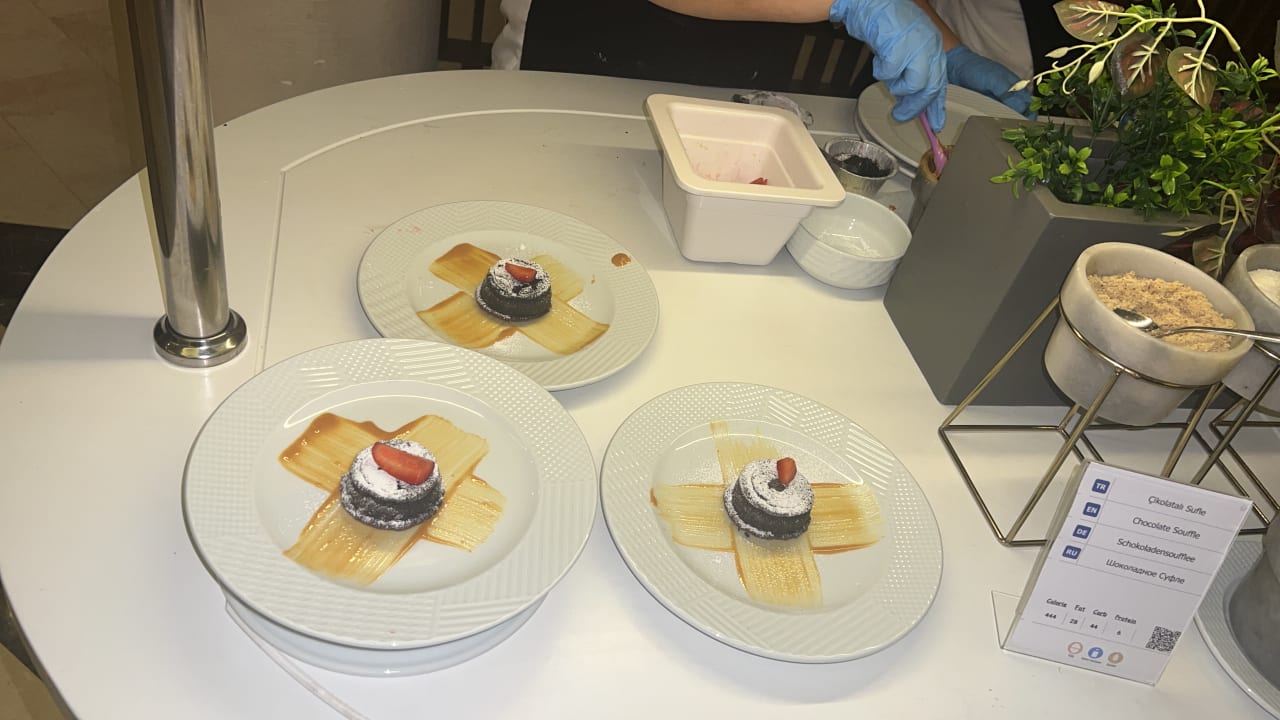 Gastro Rixos Park Belek - The Land of Legends Access