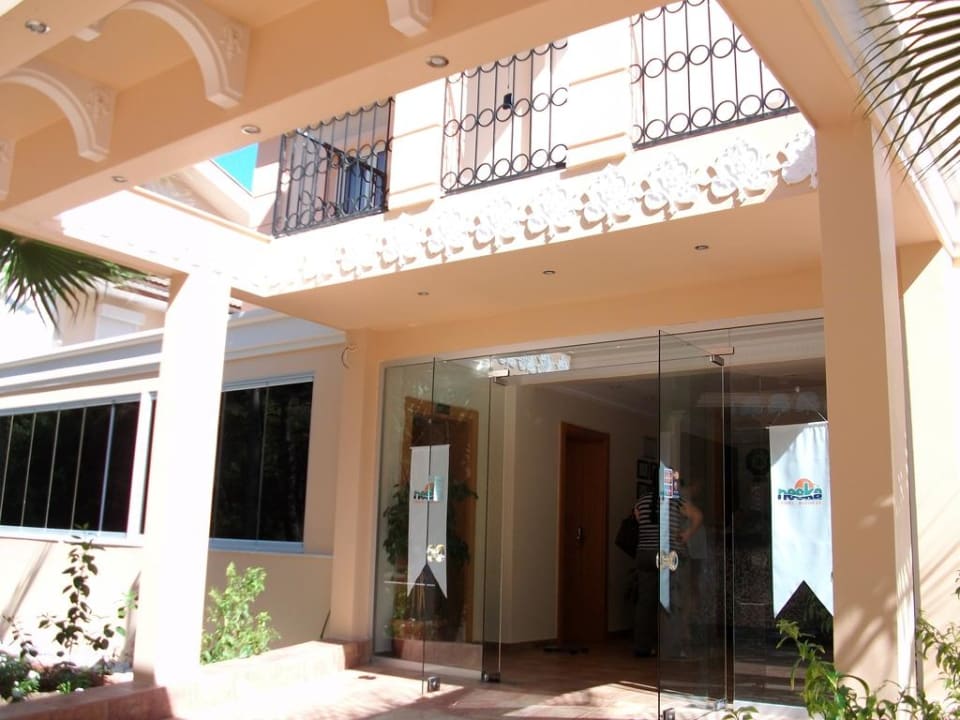 Der Eingang ist sehr schön gestaltet Hotel Forest Park