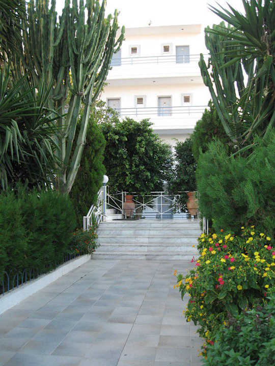 Hotelzugang Hotel Faliraki Bay