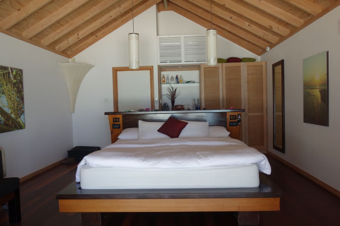 Zimmer Kuredu Island Resort & Spa