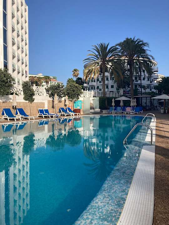 Pool Bull Escorial & Spa