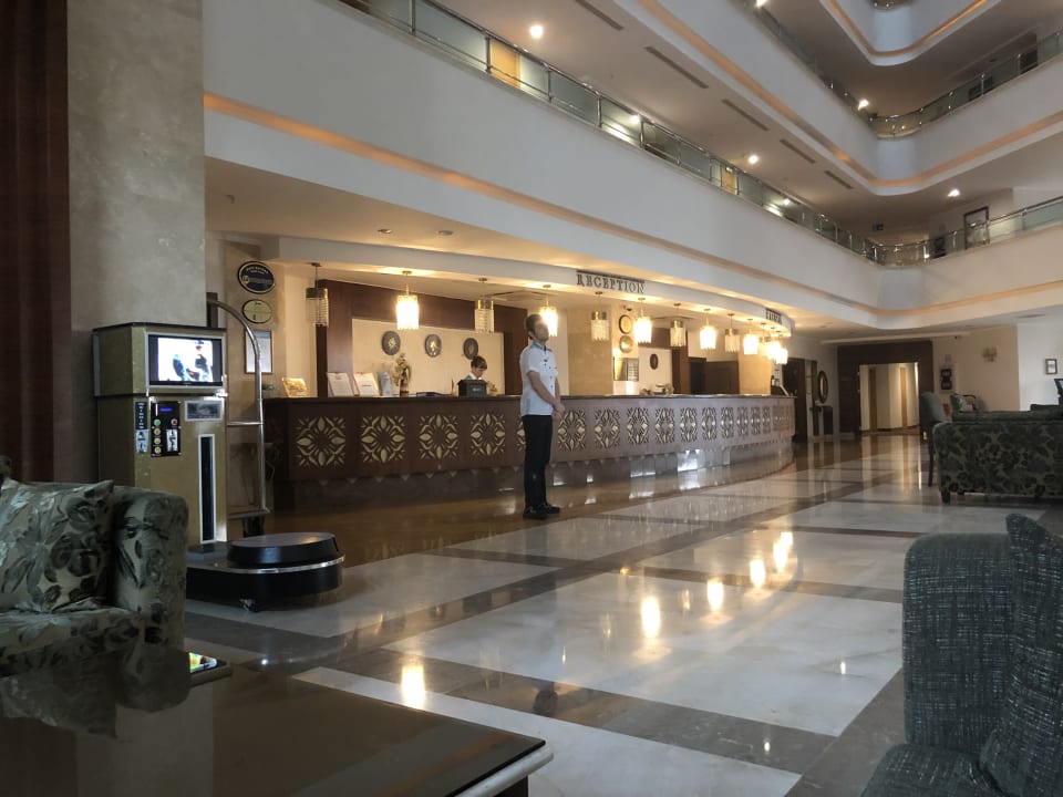 Lobby Saphir Resort & Spa